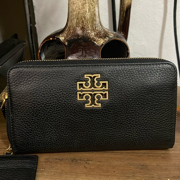 Tory Burch Women's Britten Zip Continental Wallet (Black) - Picture 7 of 9